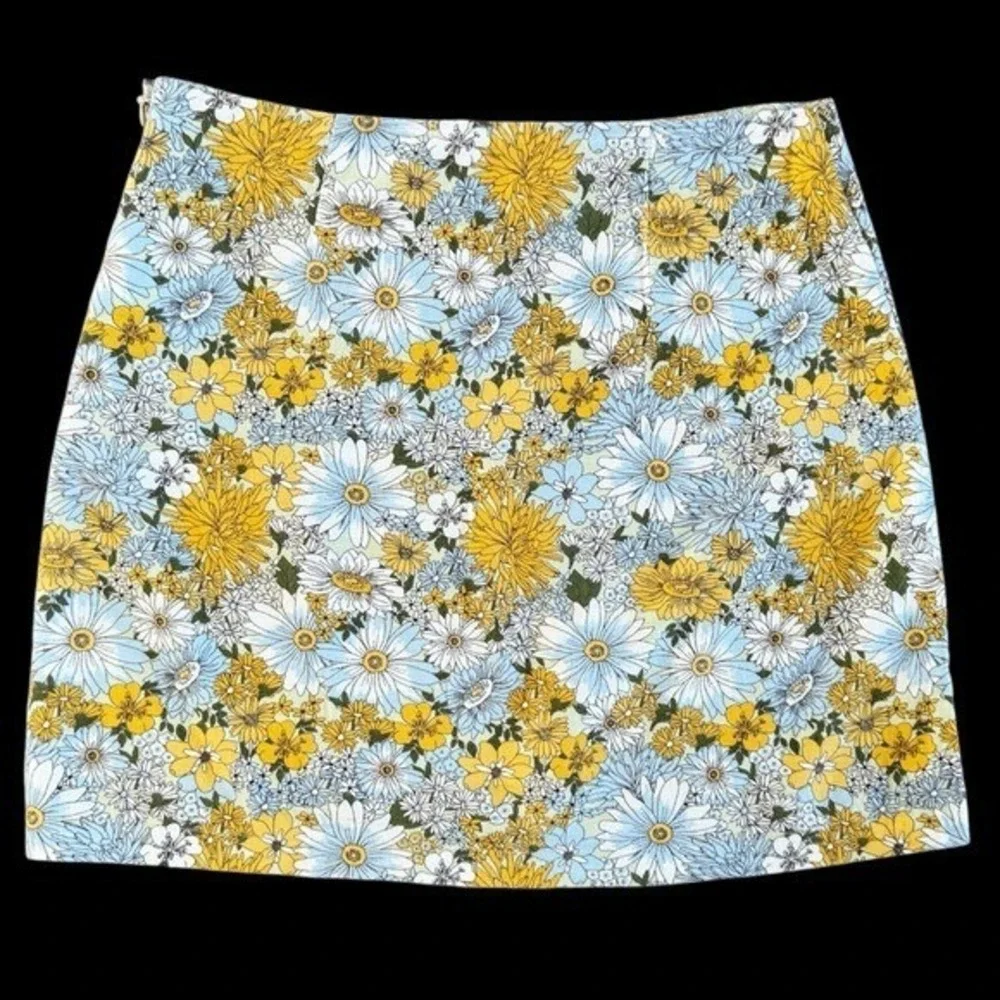 Cottagecore Linen blend Floral Mini Skirt yellow Sz Small Petite soft girl indie